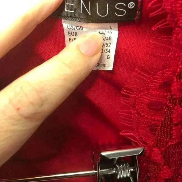 Open Back Lace Jumpsuit - Picture 5 of 16